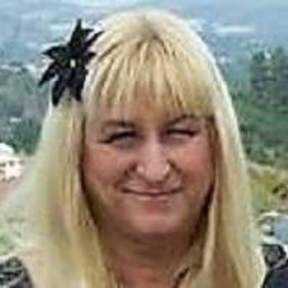 Meet your Posher, Tina
